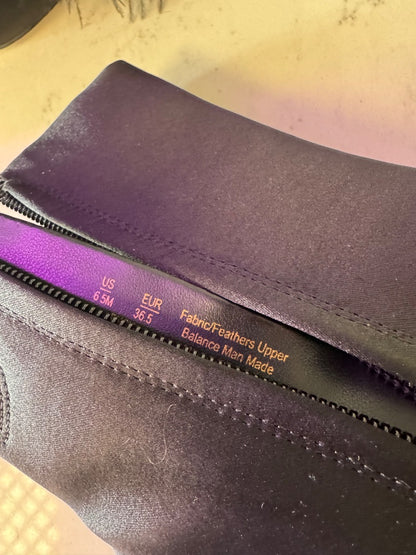 Sam Edelman 6.5 Black tall calf heel feathers/gems