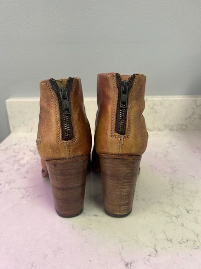 Bed Stu Women Size 8.5 Boots