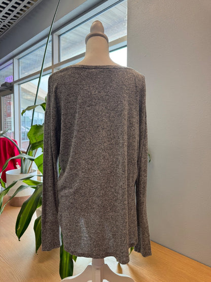 Athleta L Gray heathered Ucut LS OT