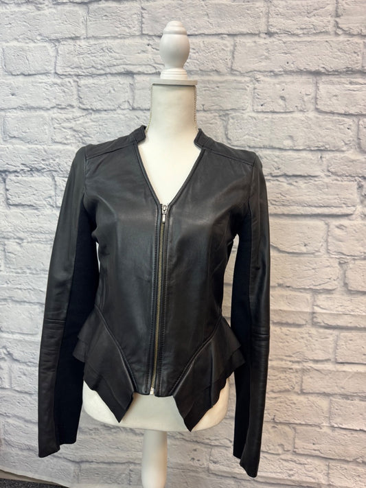 Hinge S Black 100% leather full zip assymetrical blazer