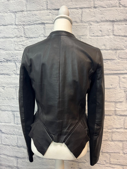 Hinge S Black 100% leather full zip assymetrical blazer