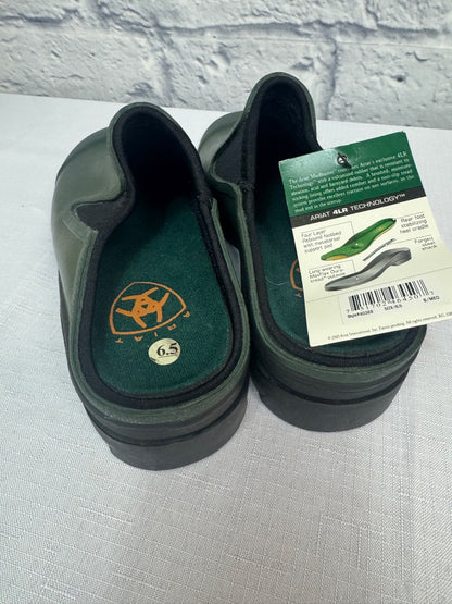 Ariat 6.5 Green rubber colg/mule shoe NWT