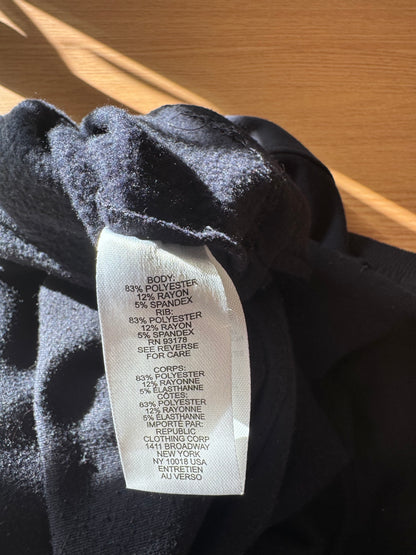 Workshop M Blue "beach" crewneck