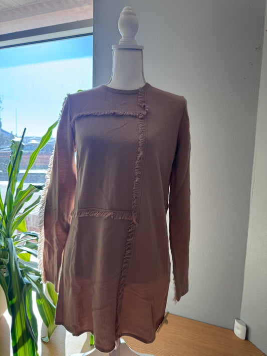 MSGM S Tan Fringe swerater w/ gridded fringe