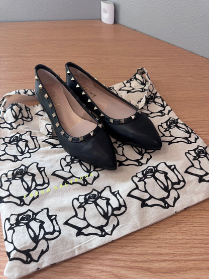 FS/NY 8.5 Black NWOB Triangle stud flats