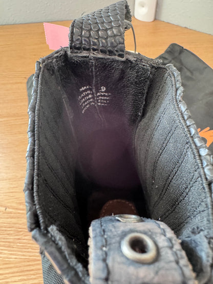 Free Bird 9 Black Snakeemboss point oe