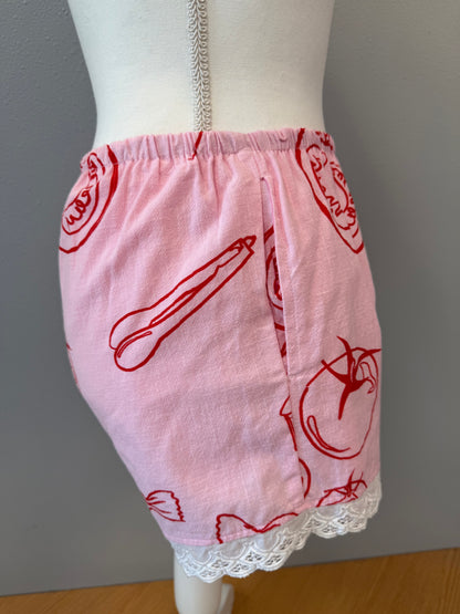 Bailey Rose XS Pink NWT Lace trim tomato print
