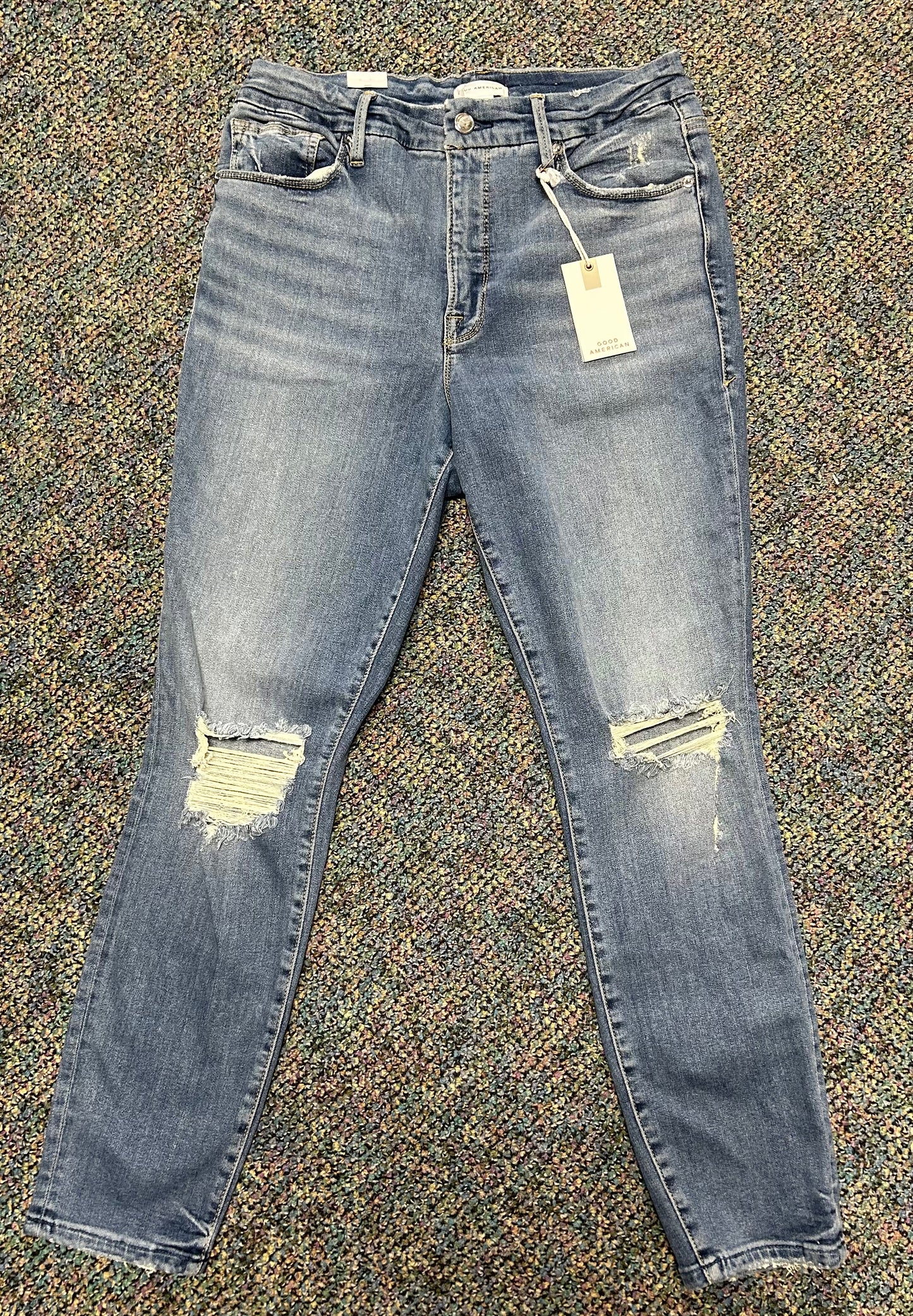 Good American "Good Legs Crop" Jean