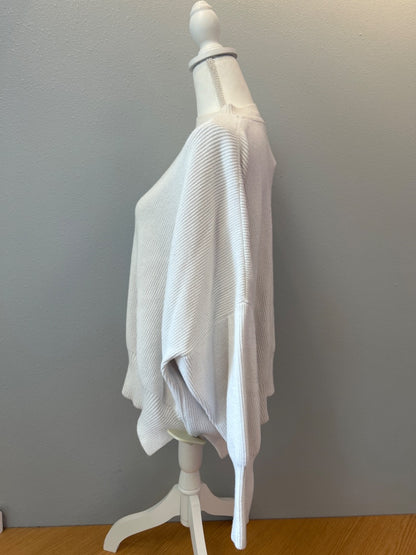 Free People M White Oversized ribbed Hi Neck AS IS(Signs of Wear)