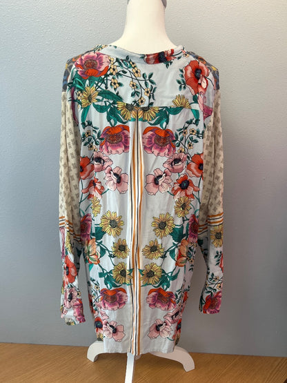 Johnny Was XL Tan /rainbow LS collared blouse w/ patterning