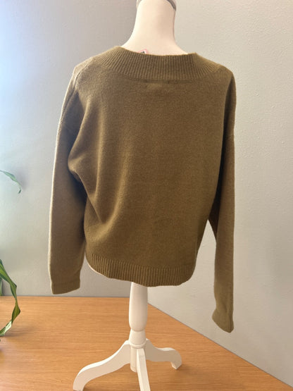 Open edit M Green Vcut knit LS sweater