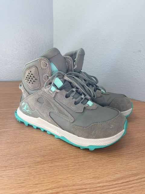 altra 7 Green lace up trail running