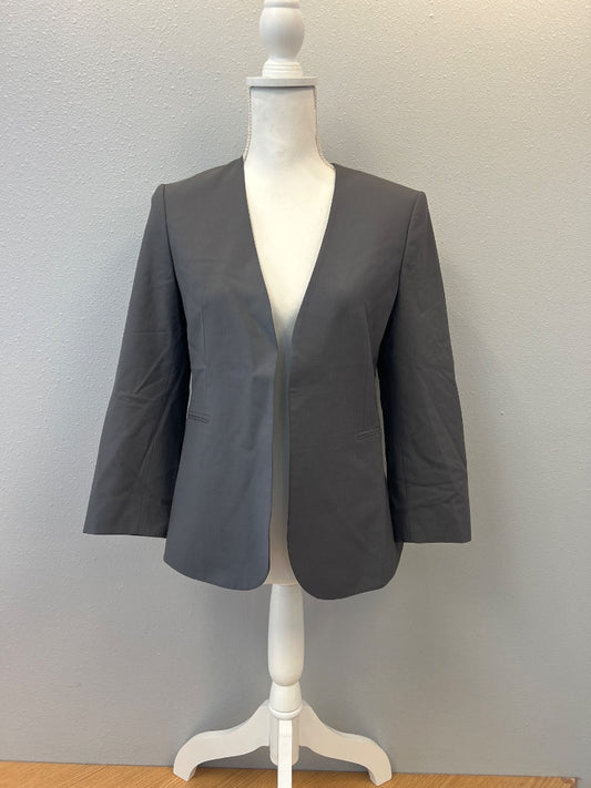 Theory M Grey Open front no collar