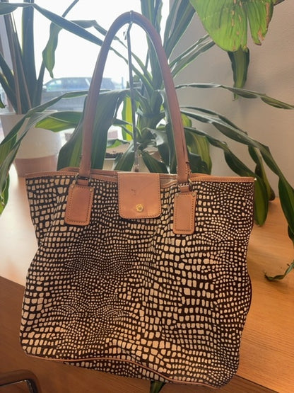 Kate Spade  Tan Large tote/2handle patterned bag AS IS