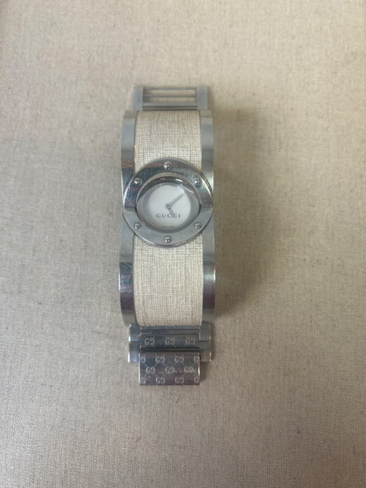 Gucci  Silver Stainless Steel Mother of Pearl Canvas