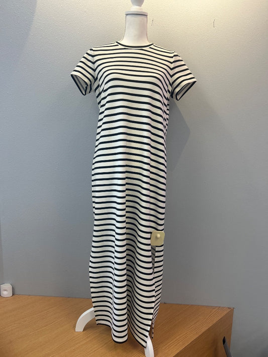 Spanx M White /BLK striped SS maxi dress