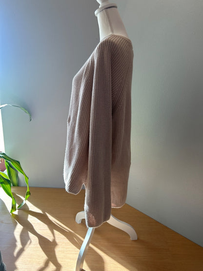 Stitches + Stripes L Tan Ribbed u-neck step hem