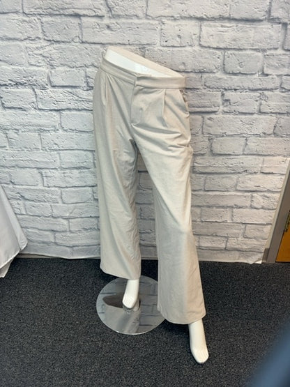 Vuori size S Wide Leg Pants