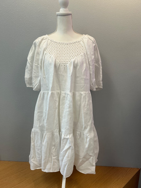 lilly pulitzer 14 White linen puff SS mini w/ eyelet design NWT