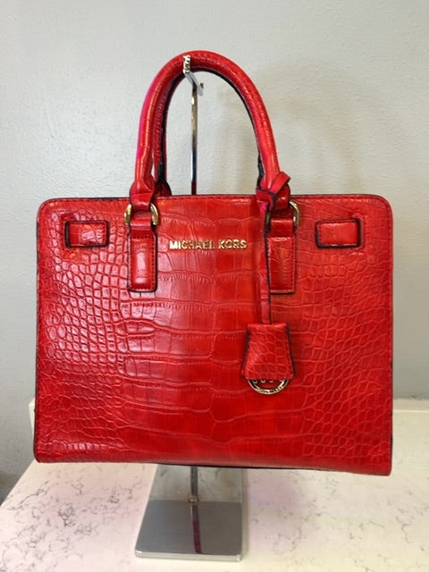 Micheal Kors  Red 2 handle tote purse w/ gold hardware