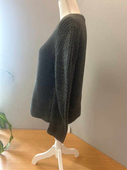 Calvin Klein L Green crewneck knit