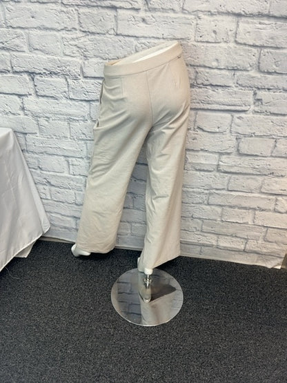 Vuori size S Wide Leg Pants