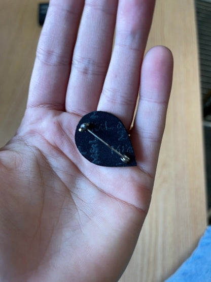 Macon Et Lesquoy  Red Teardrop Brooch