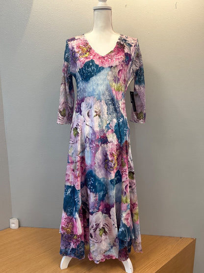 komarov L Purple /pink/blue patterned crinkly LS Vcut maxi NWT