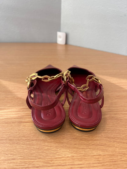 Open edit 6 Red Point toe w/chain