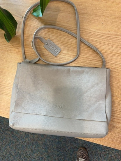 POL  Tan medium leather w/ front flap/large straps