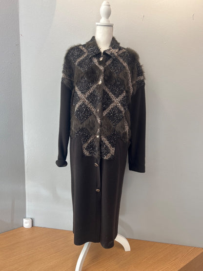 Carlisle 12 Brown long buttons wool/leather fur look