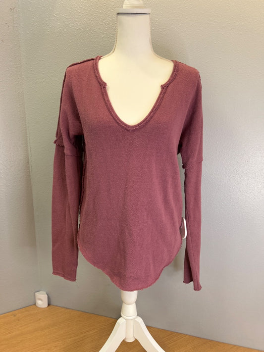 We The Free L Pink thick knit vneck LS
