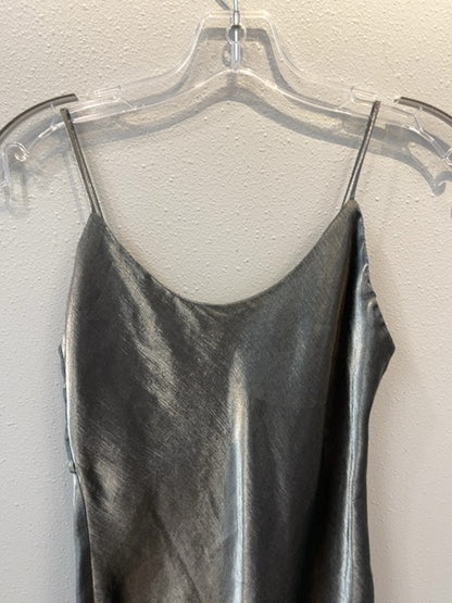 mica 4 Grey bias cut, shiny, sleeveless, v neck as is