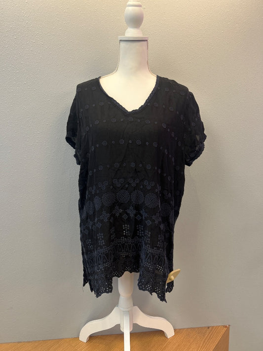 Johnny Was L black/blue vneck circle embroidery lacey bottom