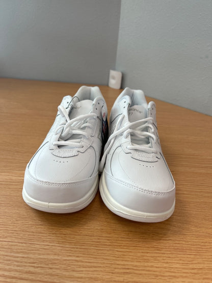 New Balance 9W White Lace up sneakers NWT