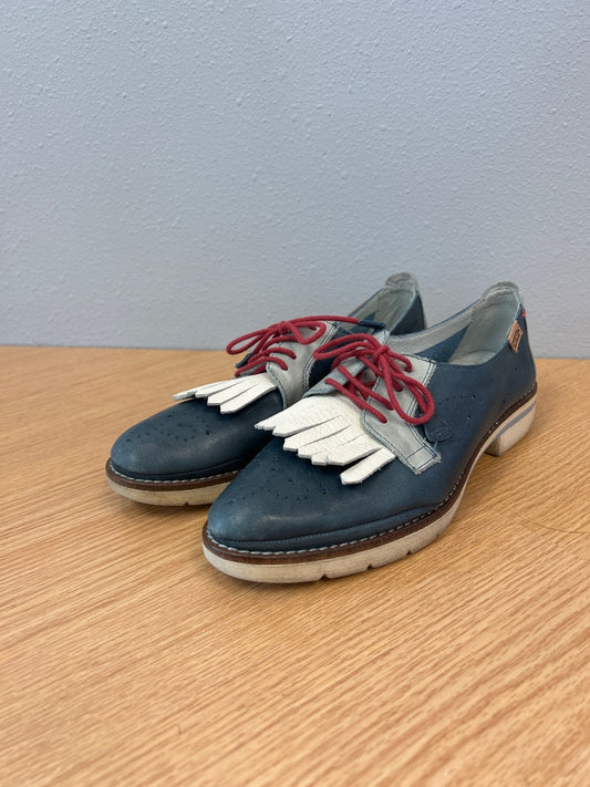 Pikolinos 7.5 Blue Leather frnge brouges