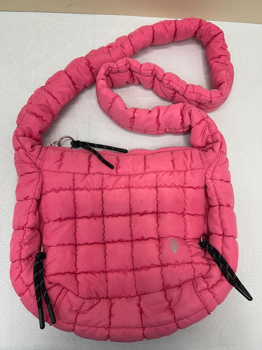 Free People  Pink nylon quilted Xbody w/ BLK zip