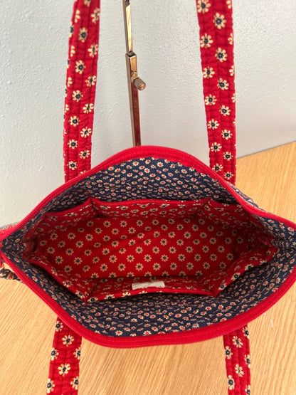 Vera Bradley  Red paisley patterned tote purse quilted