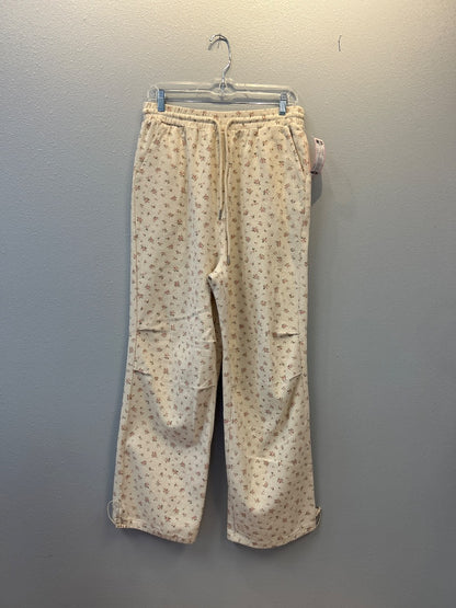 New In S Cream Floral Pull on NWT