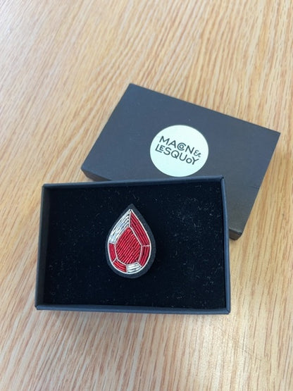 Macon Et Lesquoy  Red Teardrop Brooch
