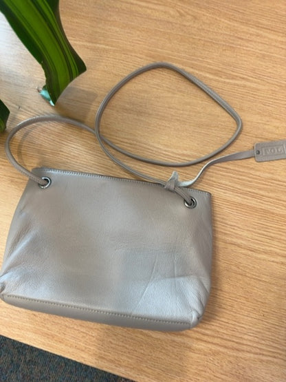 POL  Tan medium leather w/ front flap/large straps