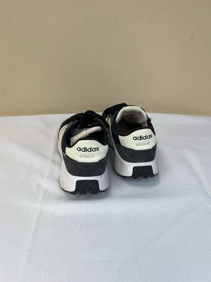 Adidas size 8 Black Suede sneaker