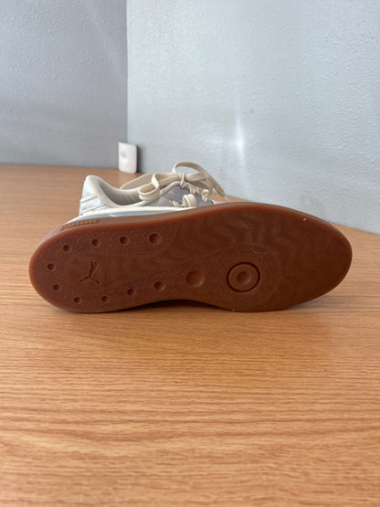 Puma 11 Silver Lace up sneakers w/ WTE stripe/logo LOWTOP