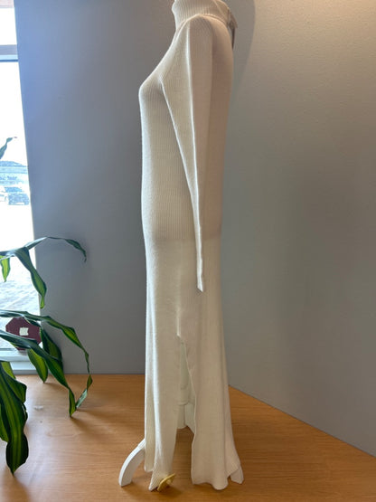 Barbara Alvisi M/L White Knit mock neck LS ribbed sweater maxi