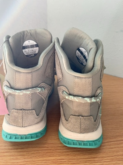 altra 7 Green lace up trail running