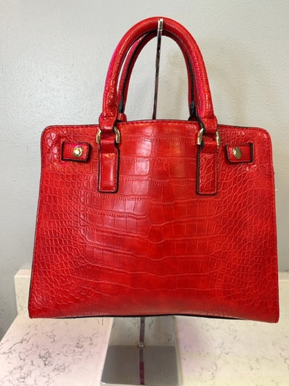 Micheal Kors  Red 2 handle tote purse w/ gold hardware