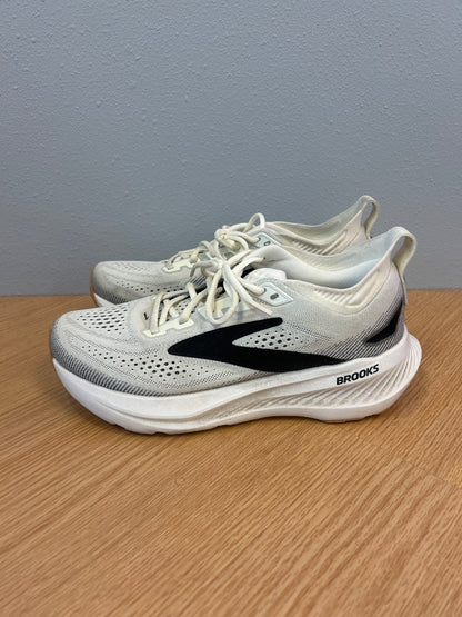 Brooks 10 Beige 'Glycerin 23 Running Shoes' thick sole low pro lace up