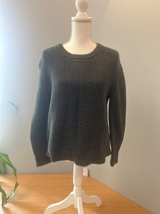 Calvin Klein L Green crewneck knit