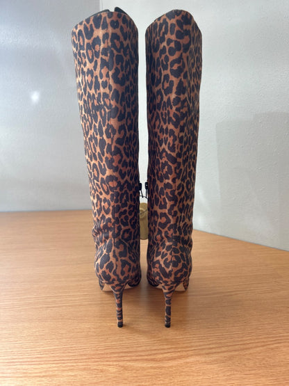 Nine West 9.5 Leopard Tall suede Point toe heel