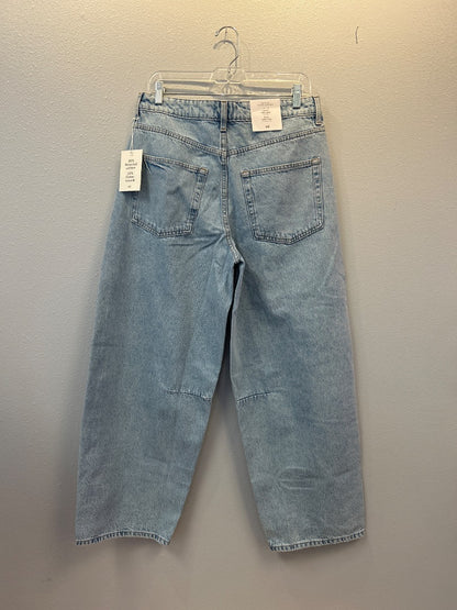 H&M 8 Light Wash NWT Hi Waist Barrel